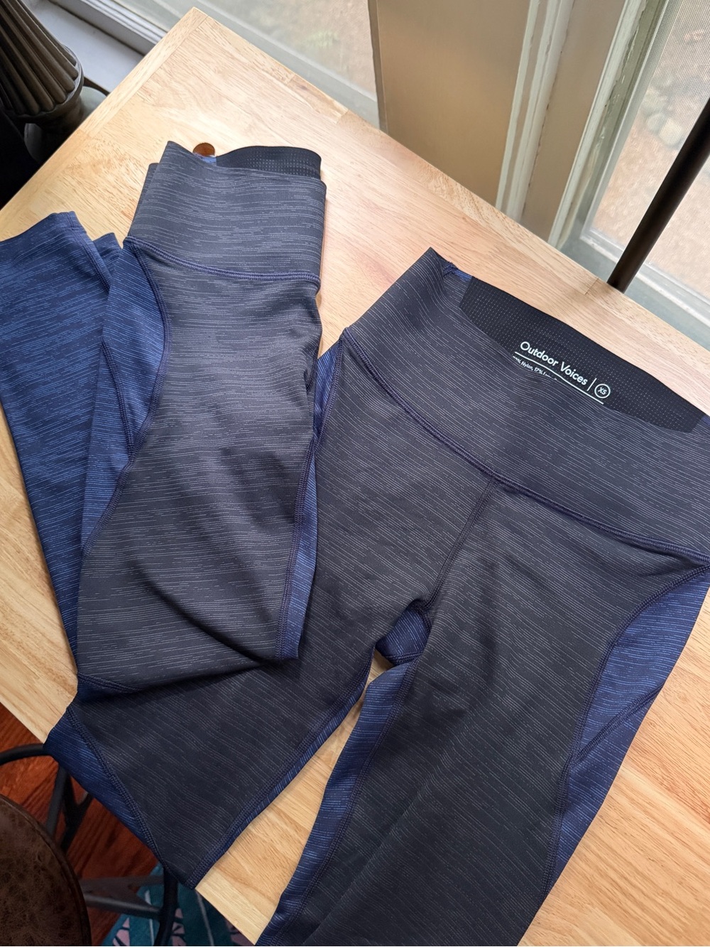 Lot of 2 Outdoor Voices Navy and Charcoal Two-Tone Leggings - Women’s XS